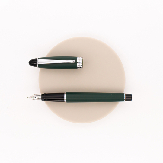 Aurora Ipsilon Satin Fountain Pen Green