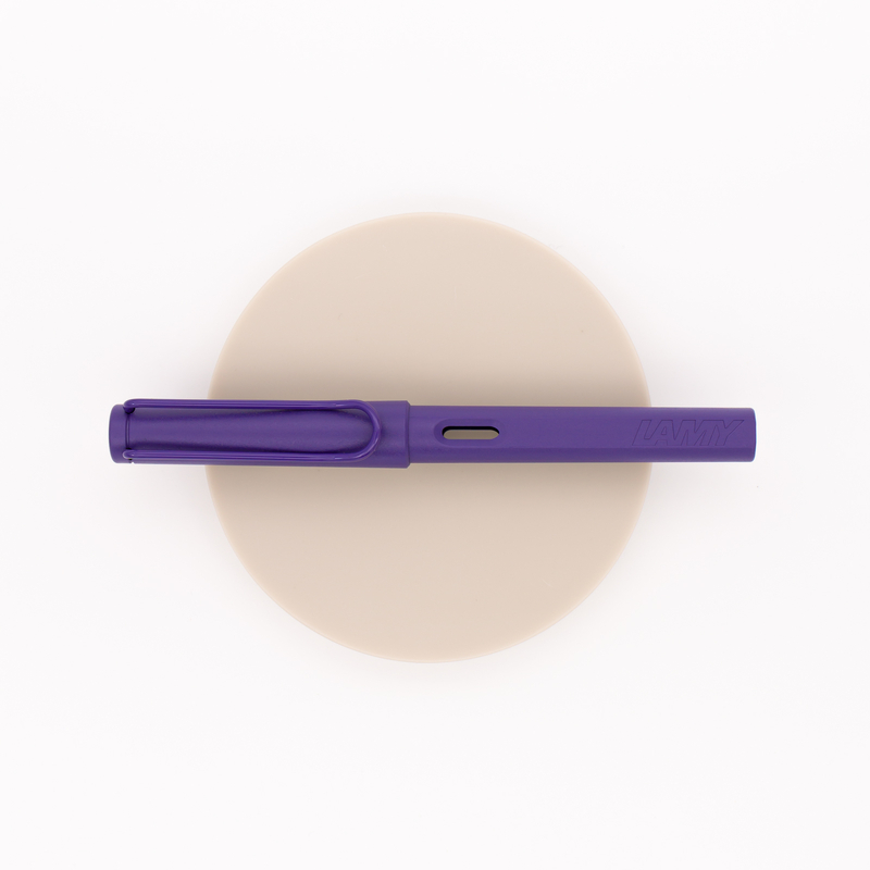 Lamy Safari Candy Fountain Pen Violet 2020 Special Edition Lamy Safari Candy Fountain Pen Violet 2020 Special Edition