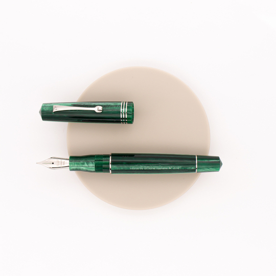 Leonardo Officina Italiana Momento Zero Fountain Pen Alga Green & Rhodium
