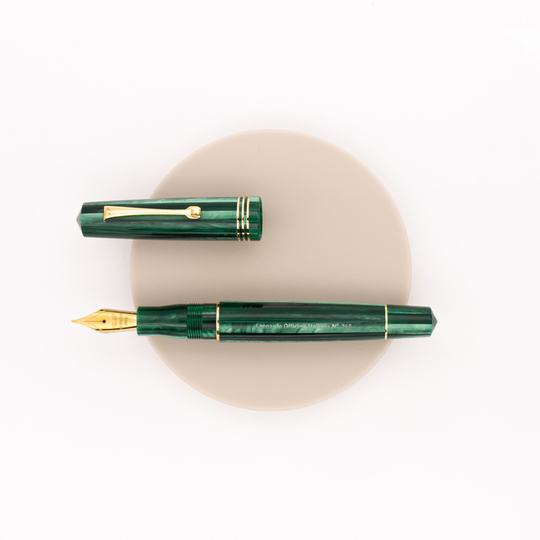 Leonardo Officina Italiana Momento Zero Fountain Pen Alga Green & Gold