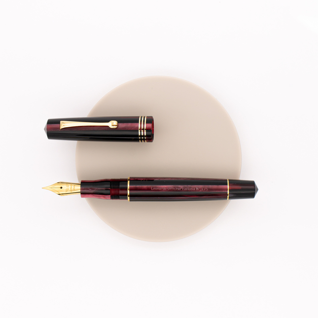 Leonardo Officina Italiana Momento Zero Fountain Pen Prugna & Gold