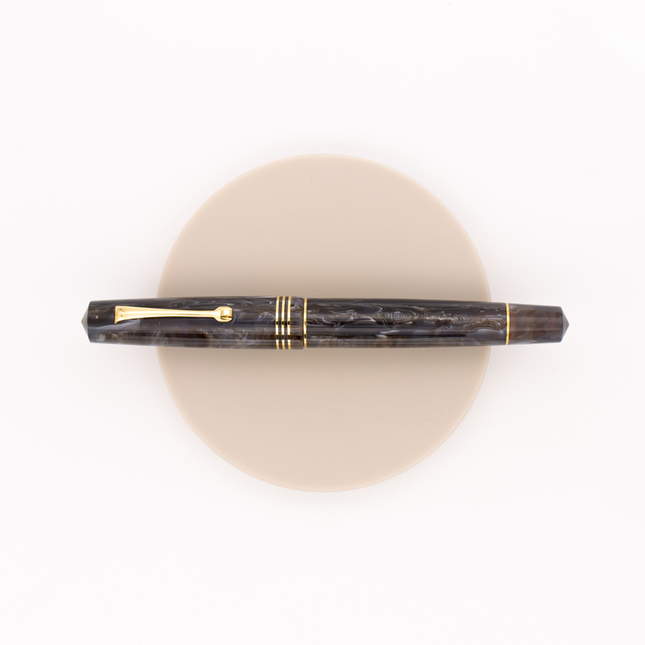 Leonardo Officina Italiana Momento Zero Fountain Pen Horn & Gold