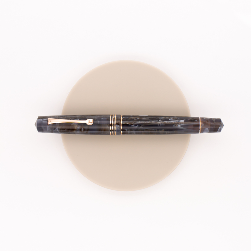 Leonardo Officina Italiana Momento Zero Fountain Pen Horn & Rose Gold