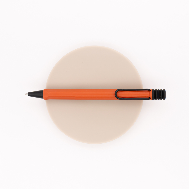 Lamy Safari Origin Penna Sfera Terra Red Edizione Speciale 2021 Lamy Safari Origin Penna Sfera Terra Red Edizione Speciale 2021