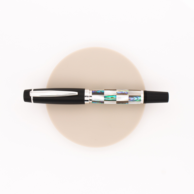 Opus 88 Premium Shell Penna Stilografica Check