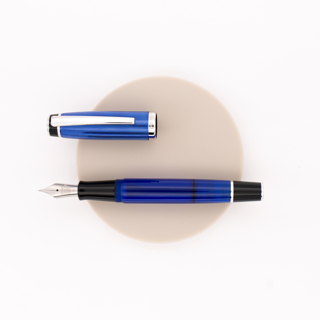 Opus 88 Premium Opera Penna Stilografica Blue Dot