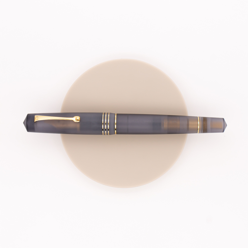 Leonardo Momento Zero Grande Pura Fountain Pen Anthracite Gray & Gold