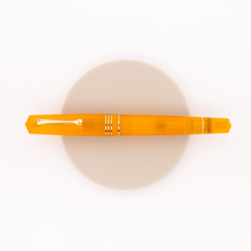 Leonardo Momento Zero Grande Pura Fountain Pen Flame Orange & Gold Leonardo Momento Zero Grande Pura Fountain Pen Flame Orange & Gold