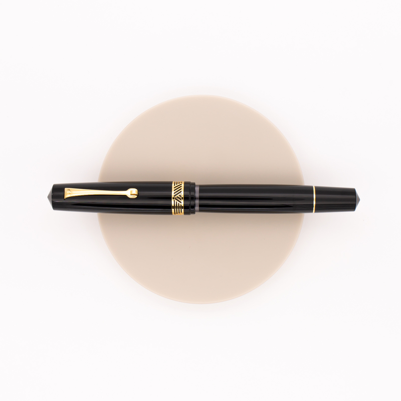 Leonardo Momento Magico Fountain Pen Black Soul Glossy & Gold 14 KT