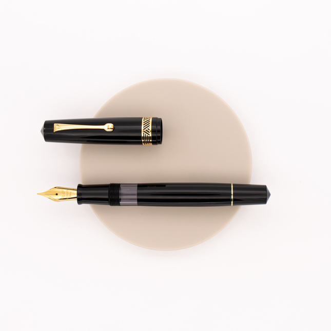 Leonardo Momento Magico Fountain Pen Black Soul Glossy & Gold 14 KT