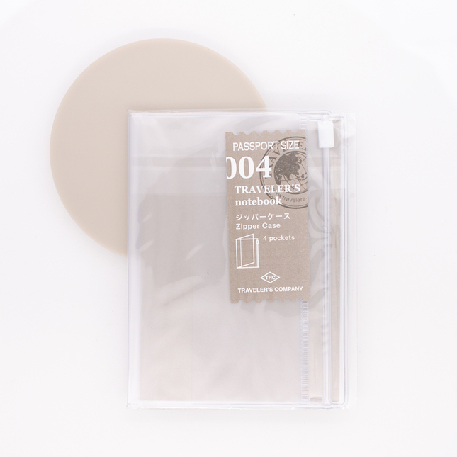 Traveler's Notebook Refill 004 Passport Size Tasca con Zip