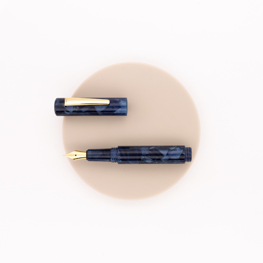 Hightide Attaché Marbled Fountain Pen Navy