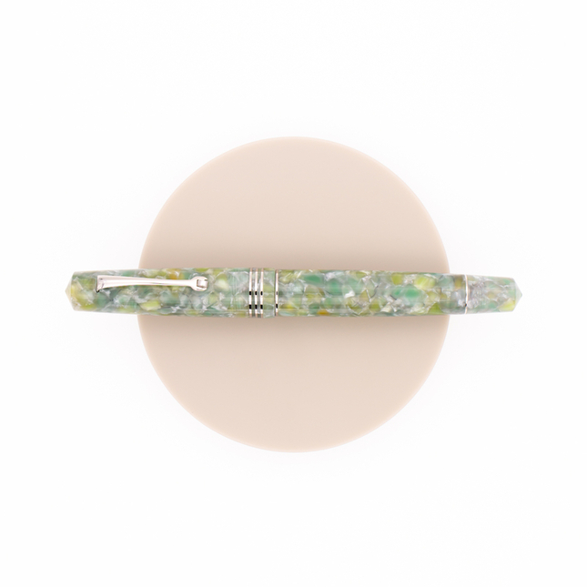 Leonardo Officina Italiana Momento Zero Fountain Pen Jade & Rhodium 14 KT