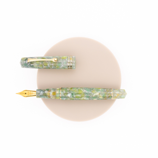 Leonardo Officina Italiana Momento Zero Fountain Pen Jade & Gold 14 KT