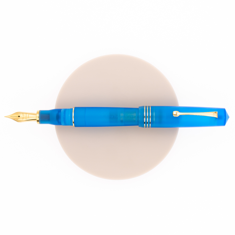 Leonardo Momento Zero Grande Pura Fountain Pen Aqua Blue & Gold 14 KT Leonardo Momento Zero Grande Pura Fountain Pen Aqua Blue & Gold 14 KT