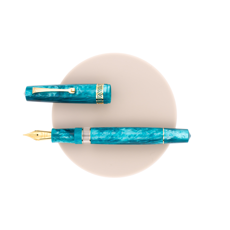 Leonardo Momento Magico 2022 Fountain Pen Emerald Green & Gold Leonardo Momento Magico 2022 Fountain Pen Emerald Green & Gold