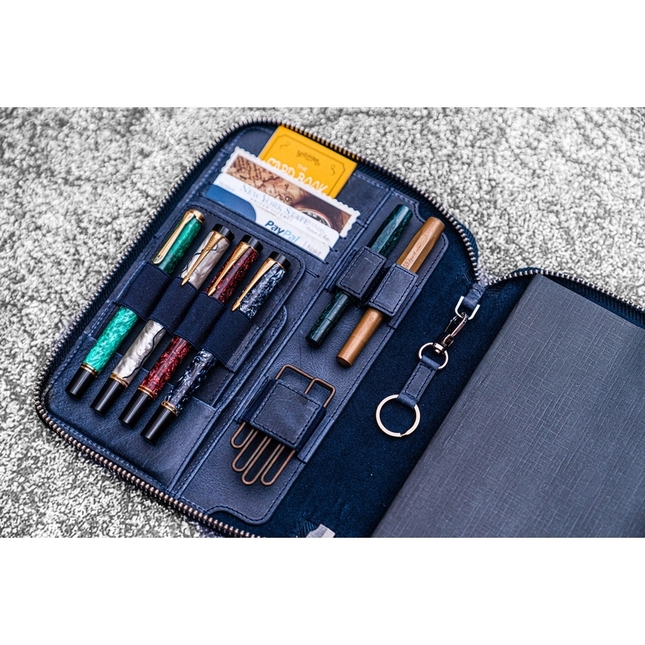 Galen Leather Zippered Folio A5 Notebook Crazy Horse Navy Blue