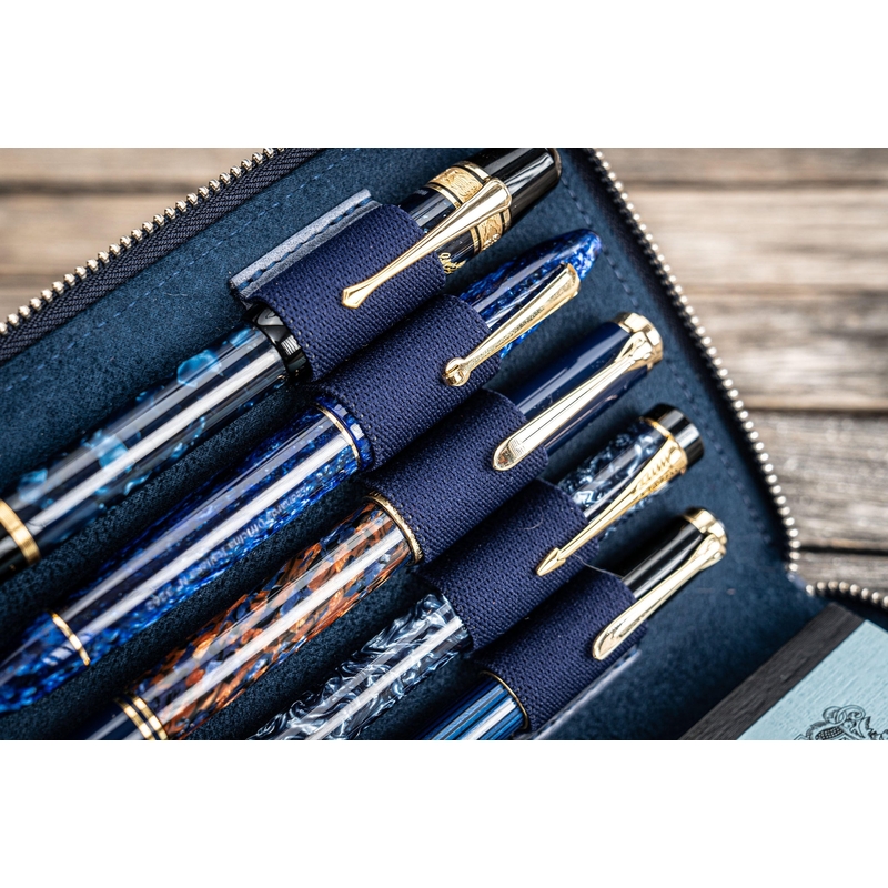Galen Leather Portapenne in Pelle 5 Posti con Notebook A6 Crazy Horse Navy Blue Galen Leather Portapenne in Pelle 5 Posti con Notebook A6 Crazy Horse Navy Blue