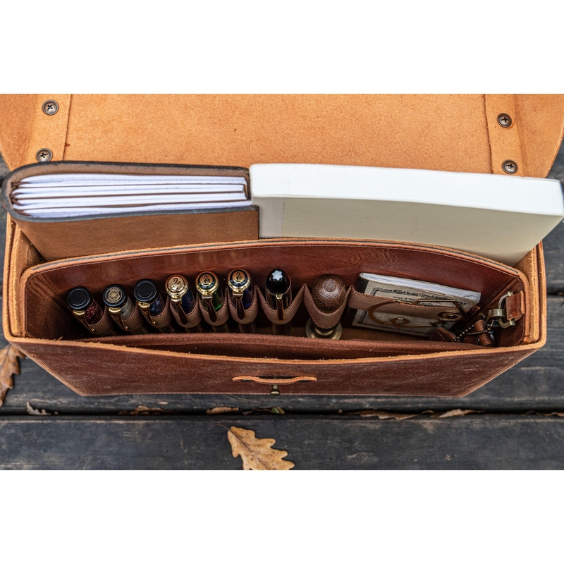 Galen Leather Writer's Medic Bag Crazy Horse Tan Galen Leather Writer's Medic Bag Crazy Horse Tan