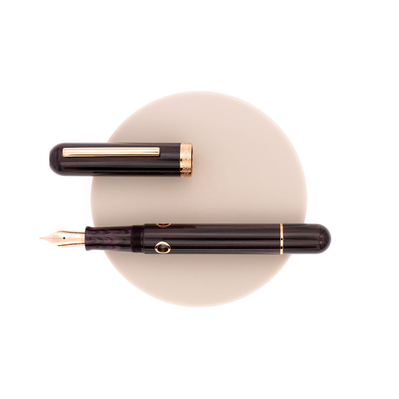 Nahvalur Nautilus Fountain Pen Stylophora Berry Nahvalur Nautilus Fountain Pen Stylophora Berry