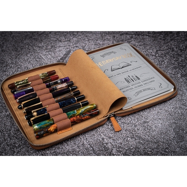 Galen Leather Portapenne in Pelle 10 Posti con Notebook A5 Crazy Horse Brown