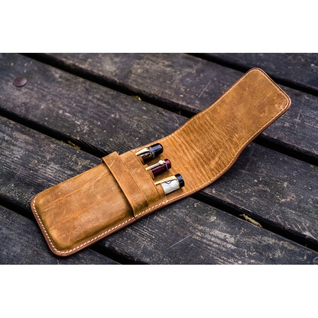 Galen Leather Flap Portapenne in Pelle 3 Posti Crazy Horse Brown