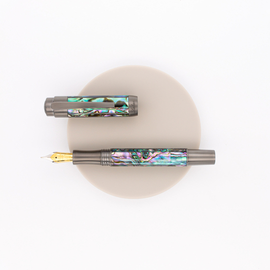 Laban Abalone Penna Stilografica Madreperla Gunmetal