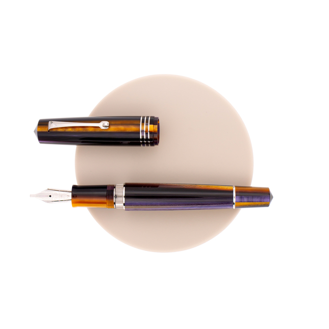 Leonardo Momento Zero Grande 2.0 Fountain Pen Anemone
