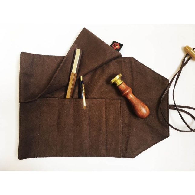 Kyoku Haku Pen Roll for 6 Pens Indigo River