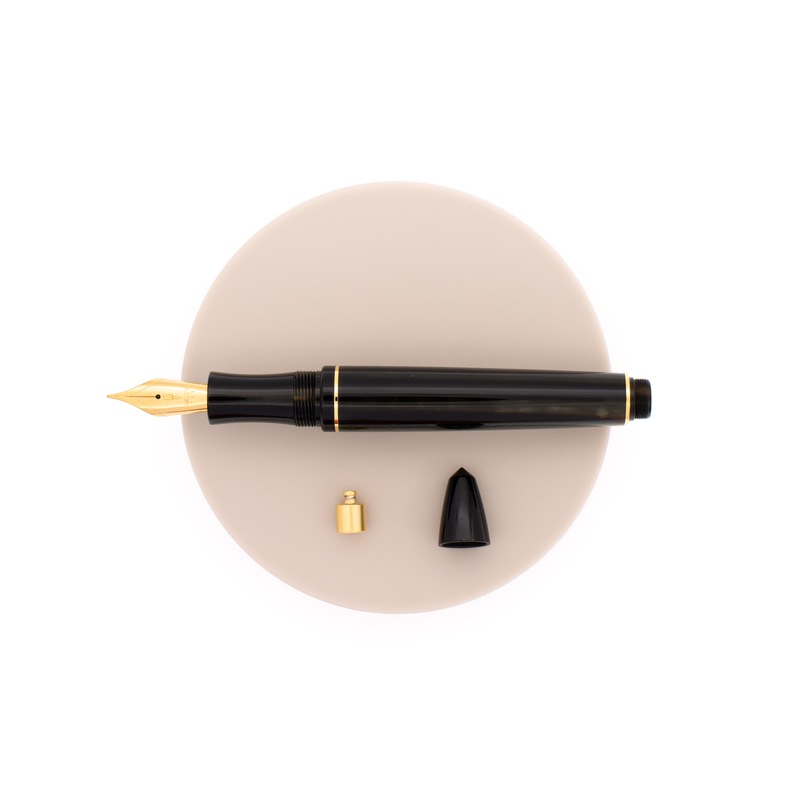 Delta Write Balance Fountain Pen Green & Gold Delta Write Balance Fountain Pen Green & Gold
