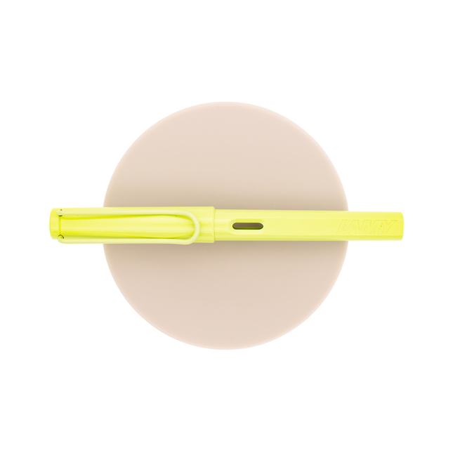 Lamy Safari Deelite Fountain Pen Spring Green 2023 Special Edition