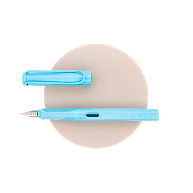 Lamy Safari Deelite Fountain Pen Aqua Sky 2023 Special Edition