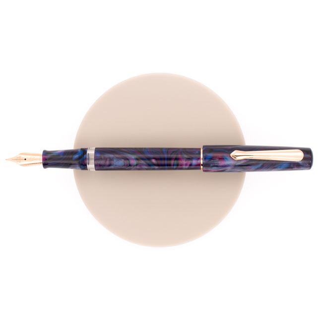 Nahvalur Schuylkill Fountain Pen Cichlid Purple