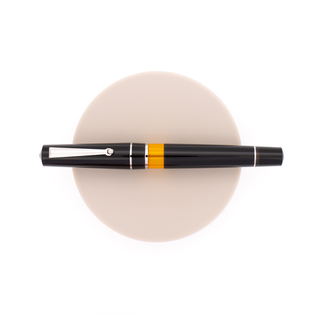 Delta Dune Fountain Pen Black & Rhodium