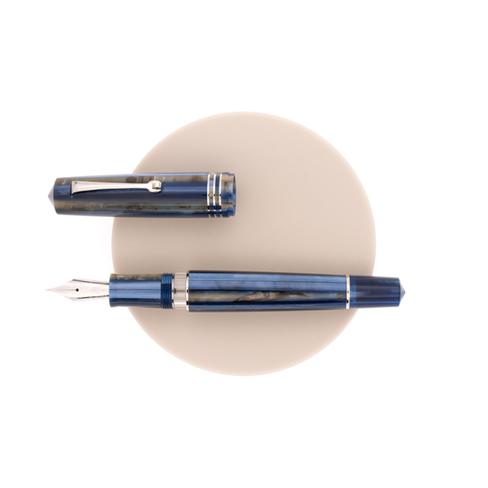 Leonardo Officina Italiana Momento Zero Grande Fountain Pen Dark Hawaii