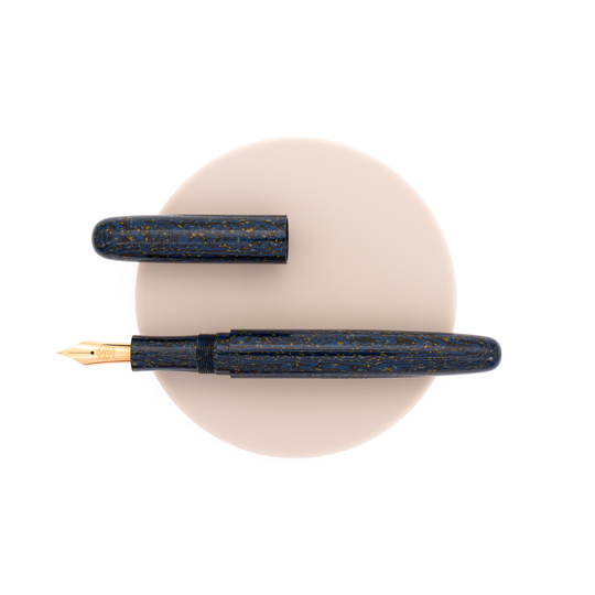 Eboya Houga Medium Fountain Pen Manten