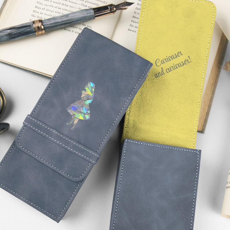 Wearingeul Eco Leather Pen Case for 3 Pens Alice in Wonderland