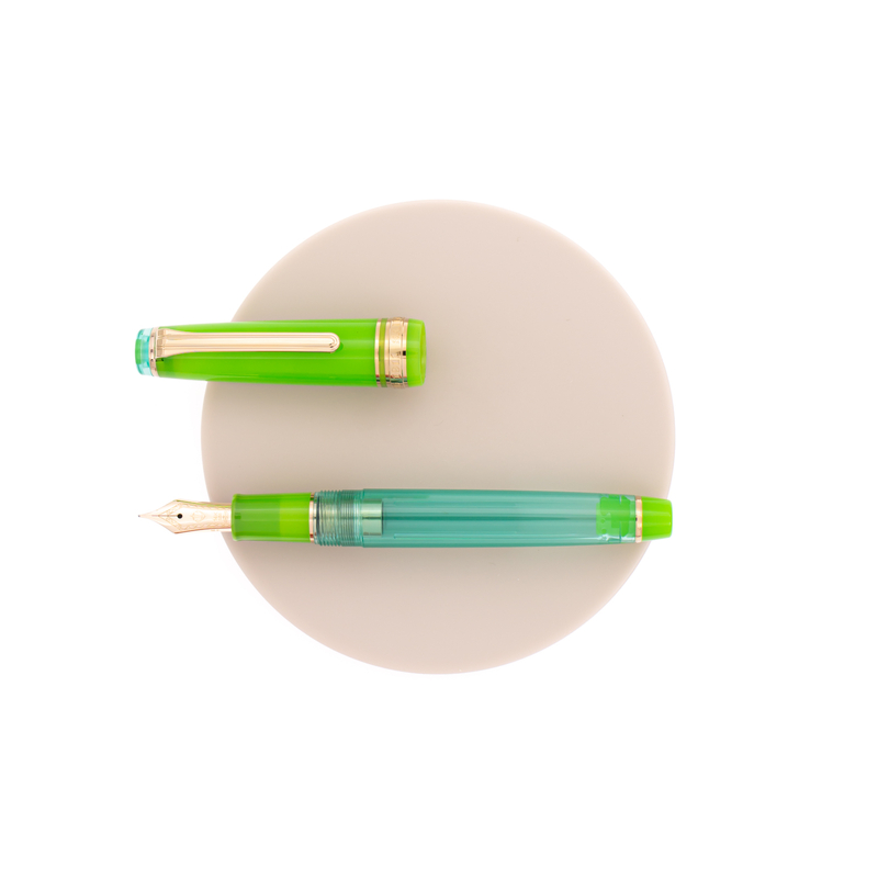 Sailor Sailor Pro Gear Slim Manyo II Set Penna Stilografica e Inchiostro Grass Edizione Limitata Sailor Sailor Pro Gear Slim Manyo II Set Penna Stilografica e Inchiostro Grass Edizione Limitata