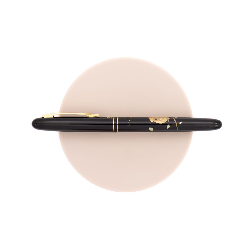 Wancher Wancher x Kuretake Kindai Maki-e Fountain Pen Fukurou