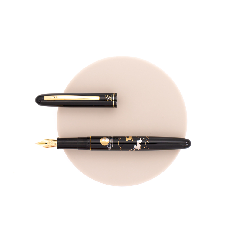 Wancher Wancher x Kuretake Kindai Maki-e Fountain Pen Usagi