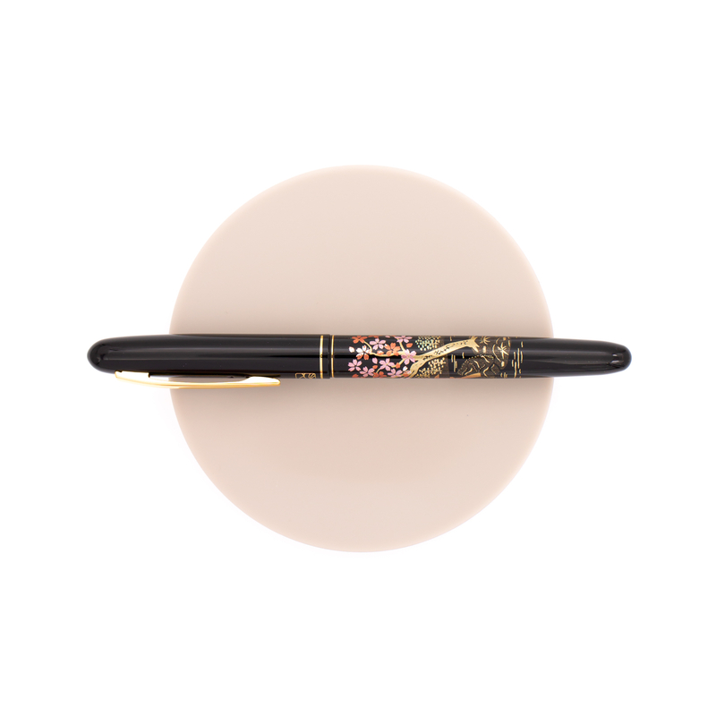 Wancher Wancher x Kuretake Kindai Maki-e Fountain Pen Sakura No Sono