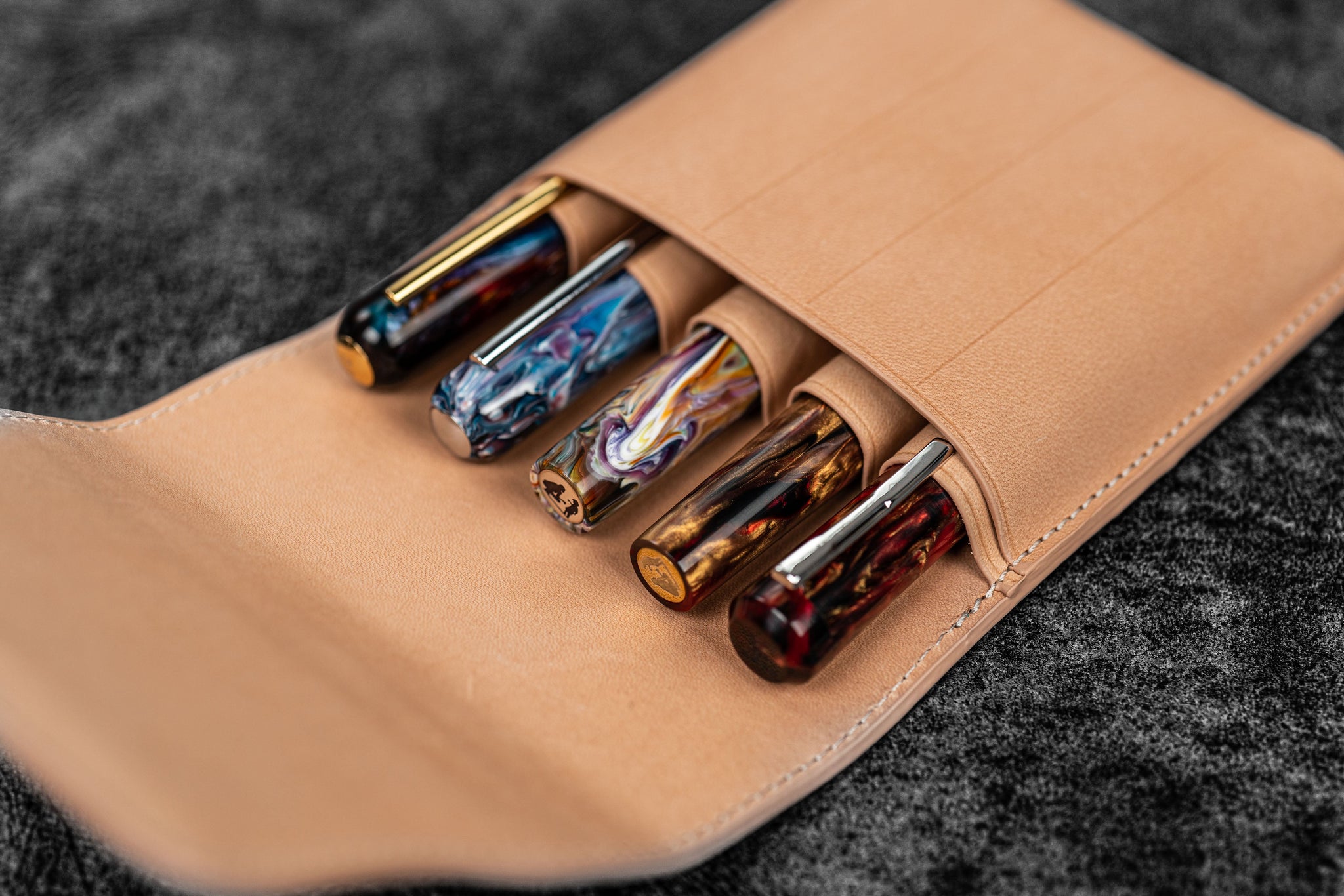 5 shop pen case