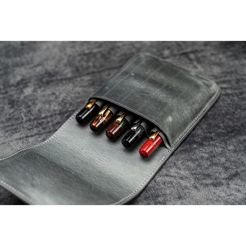 Galen Leather Galen Leather Flap Portapenne in Pelle 5 Posti Crazy Horse Smoky Grey