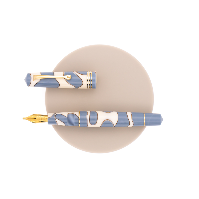 Leonardo Officina Italiana Leonardo Momento Zero Fountain Pen Nuvola & Gold