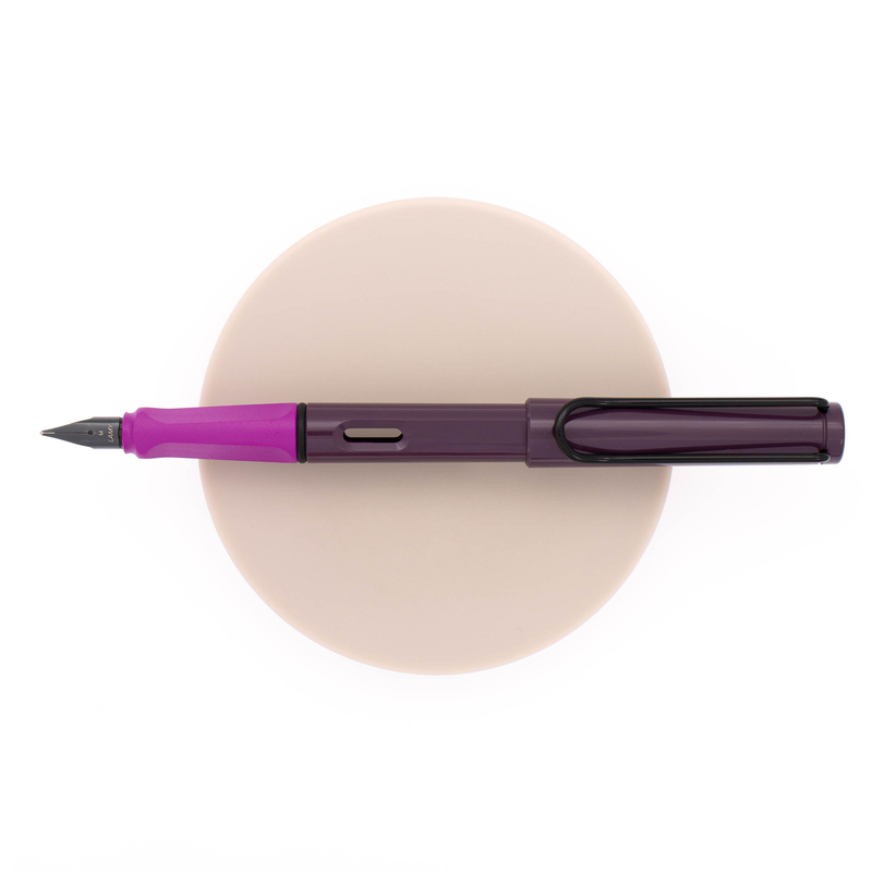 Lamy Lamy Safari Fountain Pen Violet Blackberry 2024 Special Edition