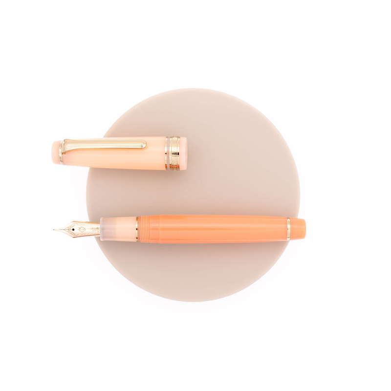 Sailor Sailor Professional Gear Smoothie Fountain Pen Cantaloupe Limited Edition Sailor Sailor Professional Gear Smoothie Fountain Pen Cantaloupe Limited Edition
