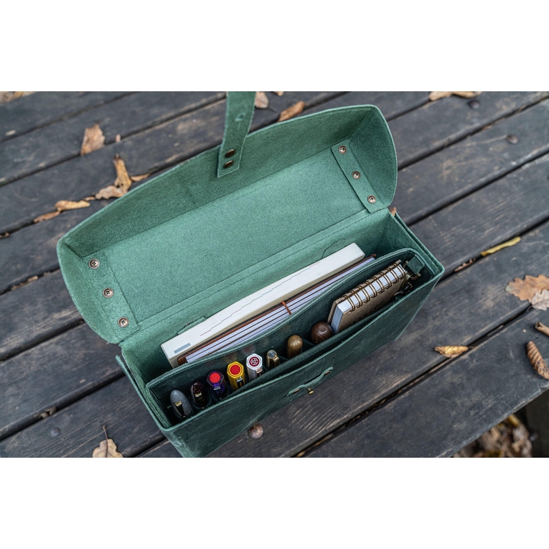 Galen Leather Galen Leather Writer's Medic Bag Crazy Horse Forest Green