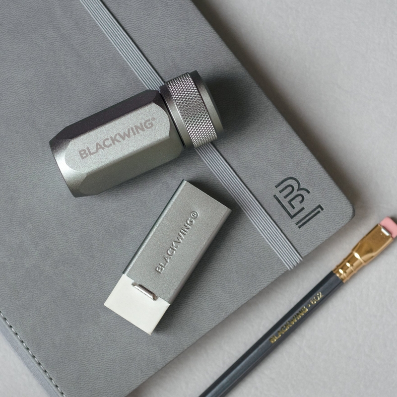 Blackwing Blackwing One-Step Long Point Temperamatite Grigio