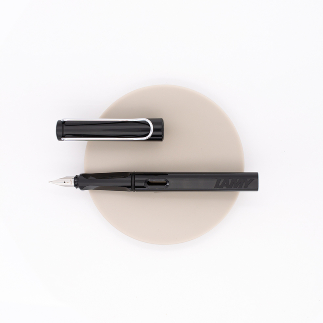 Lamy Safari Fountain Pen Black