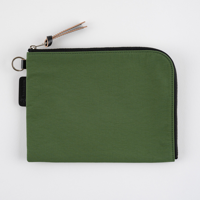Hobonichi Hobonichi Tragen Flat Pouch for A6 Green